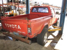 1979 TOYOTA HILUX PICK-UP, 20R 4WD MANUAL, COLOR ORANGE, STK Z15909